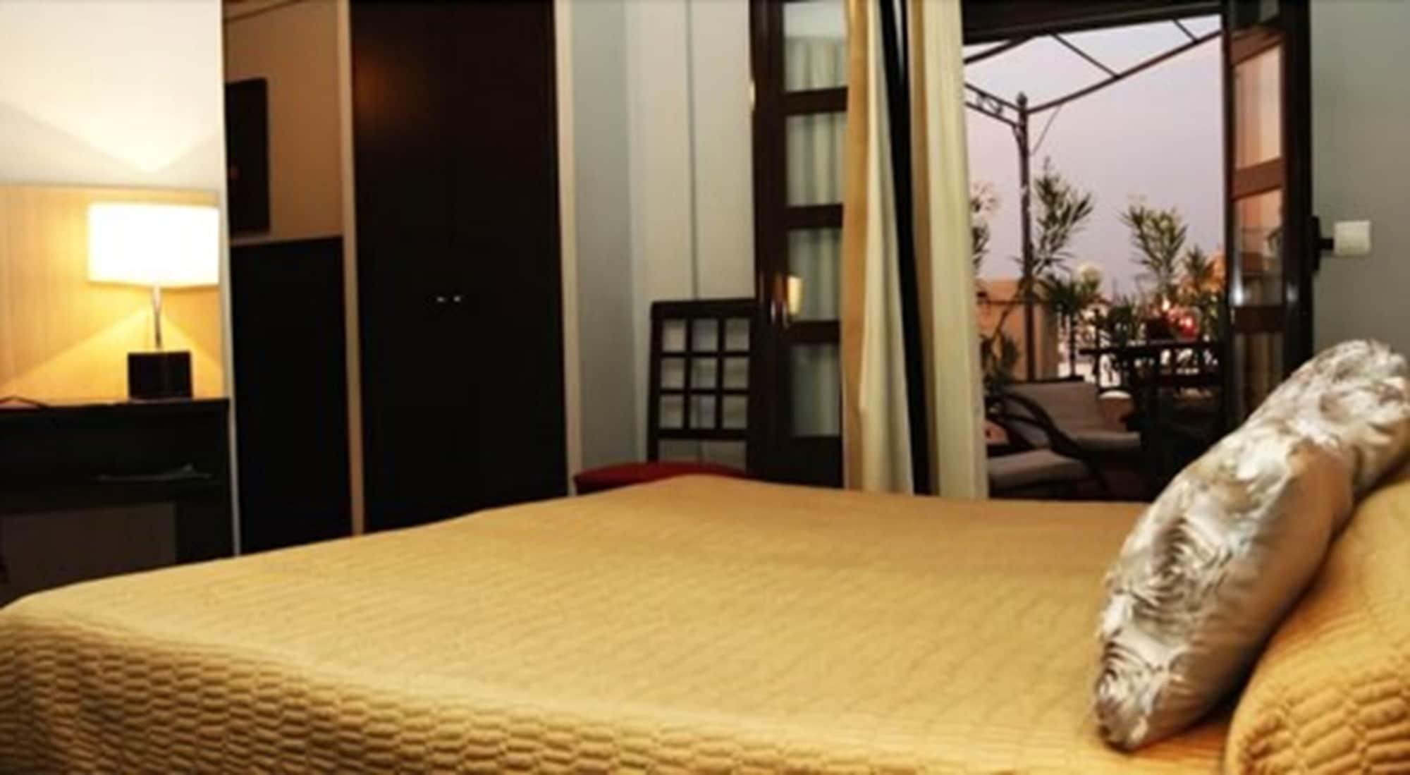 Hotel Plaza Sevilla