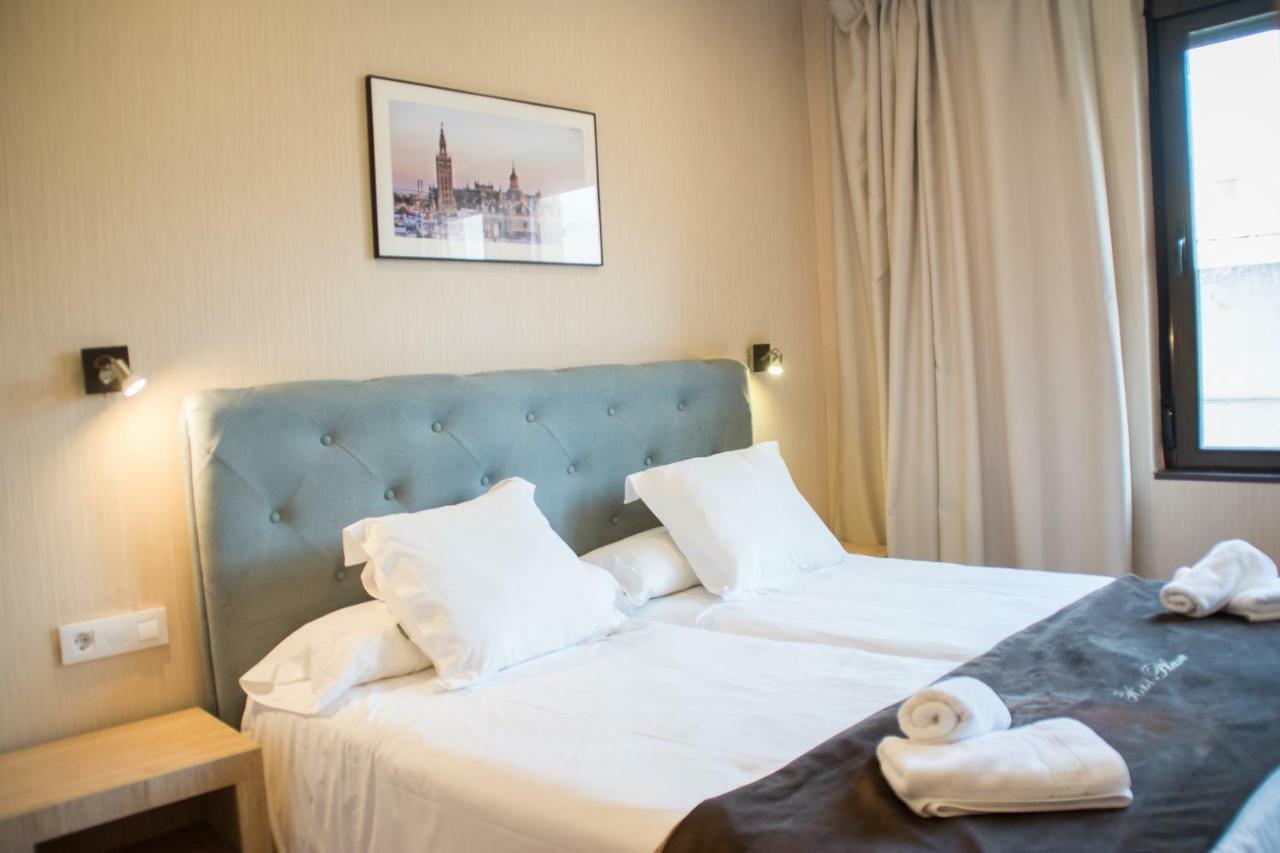 Hotel Plaza Sevilla